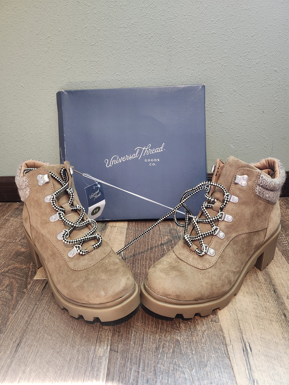 Universal Thread Taupe Suede Lug-Heel Hiking Boots